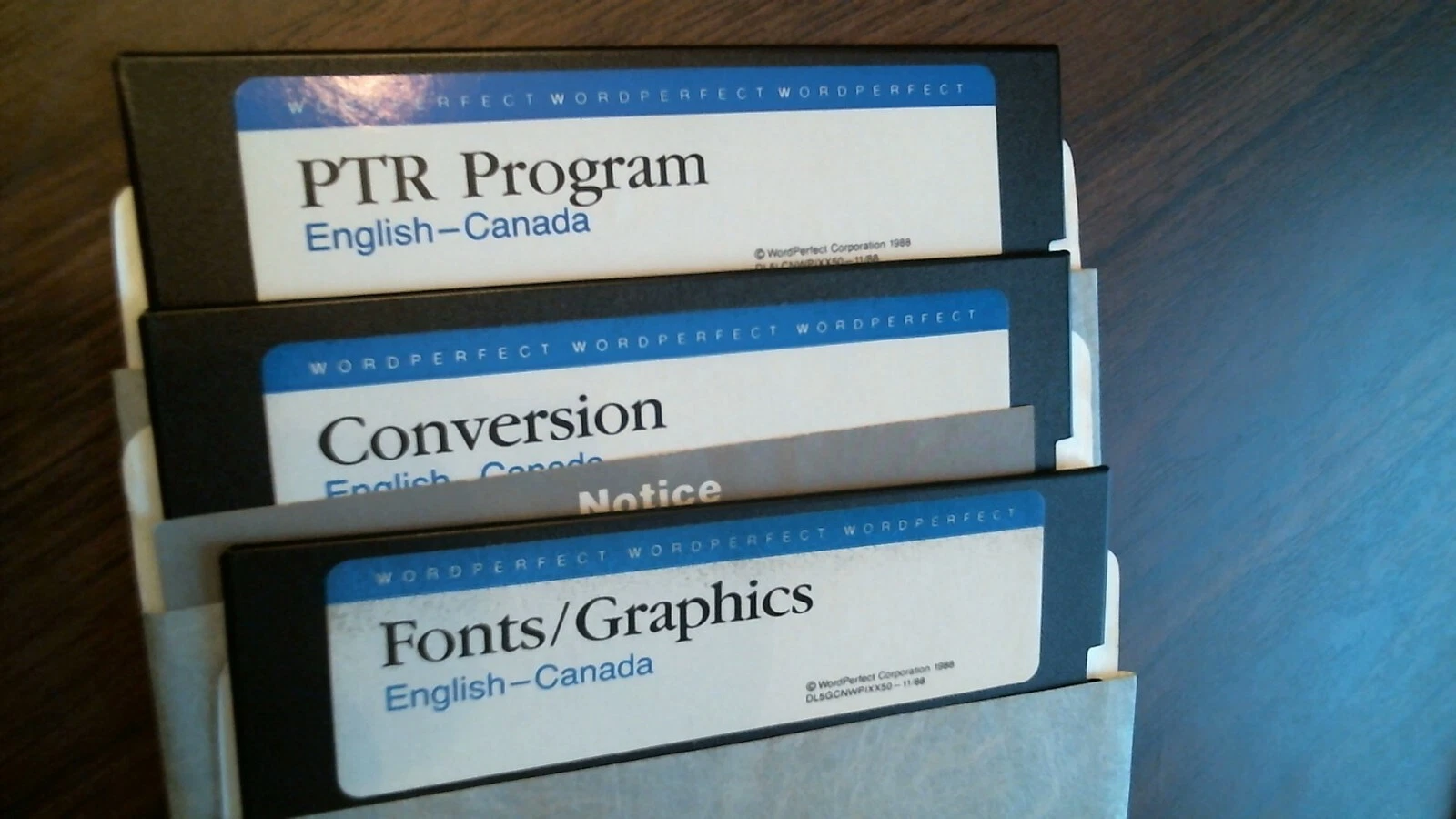 WordPerfect English Canada floppy set - Printer Font Graphics PTR - 5.25 inch - image 5