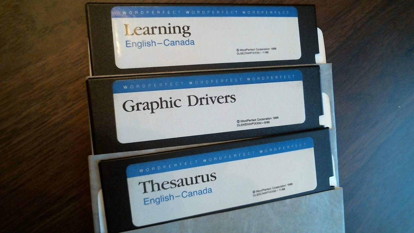 WordPerfect English Canada floppy set - Printer Font Graphics PTR - 5.25 inch - image 7