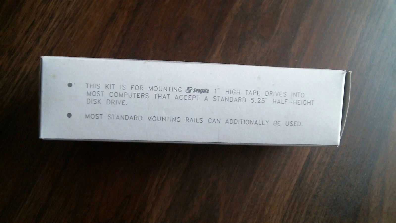 Seagate 5.25" Tape Drive Adapter Kit cream bezel - half new condition - image 3