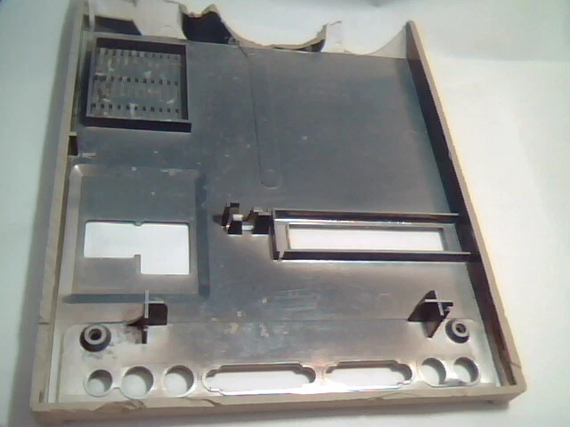 Macintosh SE - Back panel of Case - with label and STEVE JOBS SIGNATURE -1 - image 2