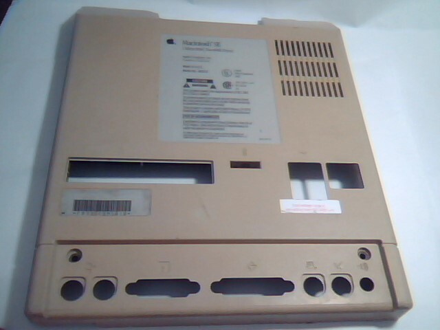 Macintosh SE - Back panel of Case - with label and STEVE JOBS SIGNATURE -3