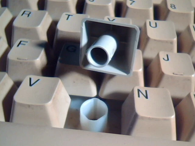 Keytronic Enhanced 101-Key Keyboard AT E03600Q 088670-01 CIGE03600 - image 11