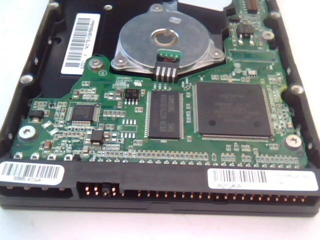 Hard Disk Drive IDE 40-pin Maxtor DiamondMax Plus 8 ATA/133 HDD 40GB 06 ✅TESTED - image 3