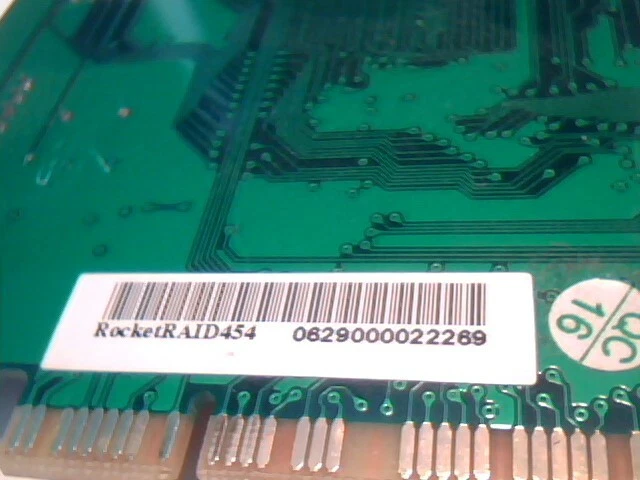 HighPoint RocketRAID 454 4-Channel ATA RAID 5 HPT374 - small BIOS chip - image 7
