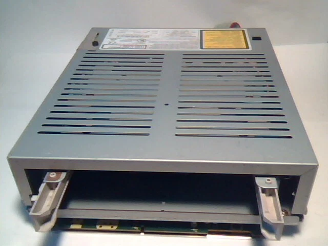 Pioneer DVD-R7563 Library DVD-ROM SCSI