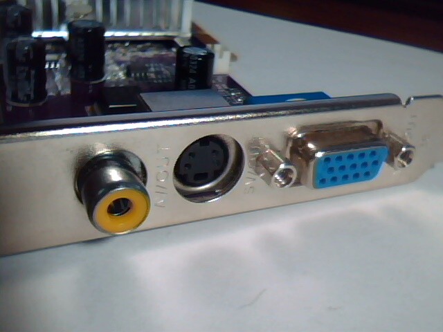 AGP Video Graphics Card GeForce 4 MX440 8X 64MB DDR Tv-out nvidia - image 7