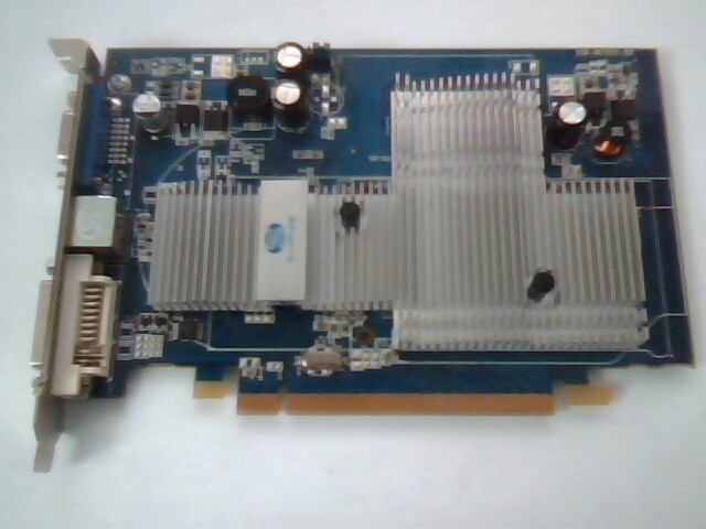 PCI-E Video Graphics Card ATI Saphhire X1550 512M DDR2 190-A67631-00