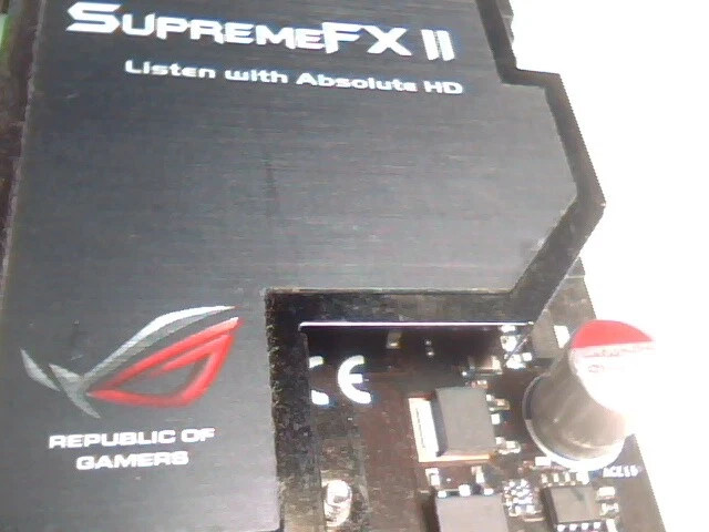 ASUS Supreme FXII Republic of Gamers Green Sound Card 6-35mm Audio IN/OUT Port - image 2