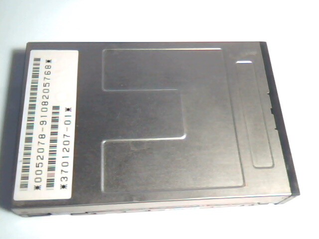SUN 370-1207-01 3.5-inch 1.44MB Floppy Drive / SONY MP-F17W-FP - image 2