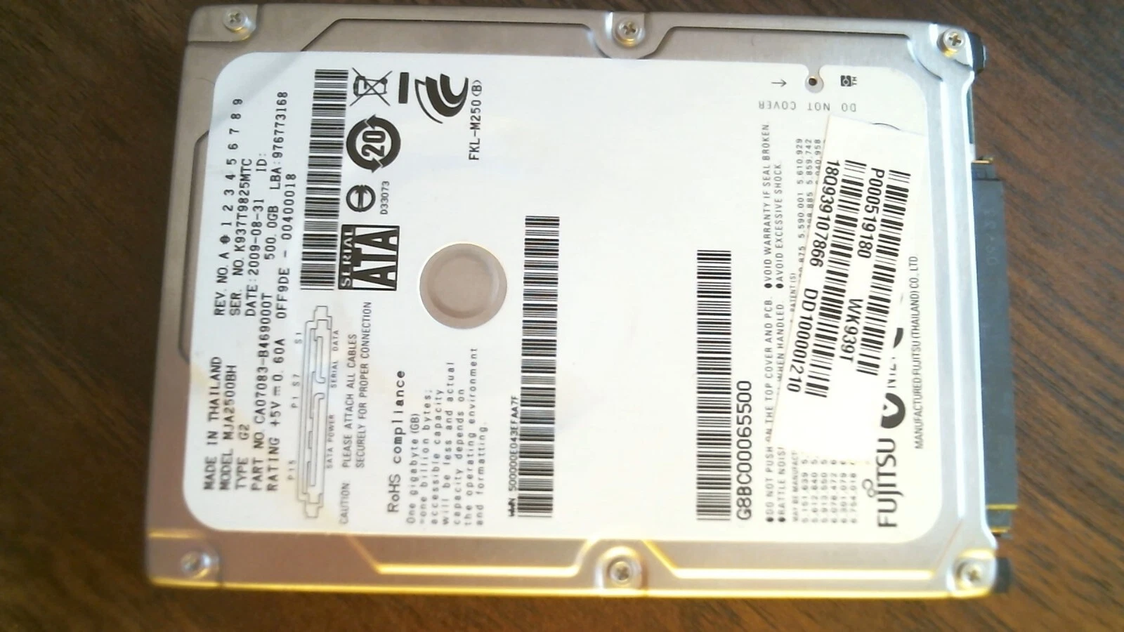 HDD Laptop Hard Disk Drive SATA Fujitsu MHZ2400BT CA06900-B41000SN 400GB