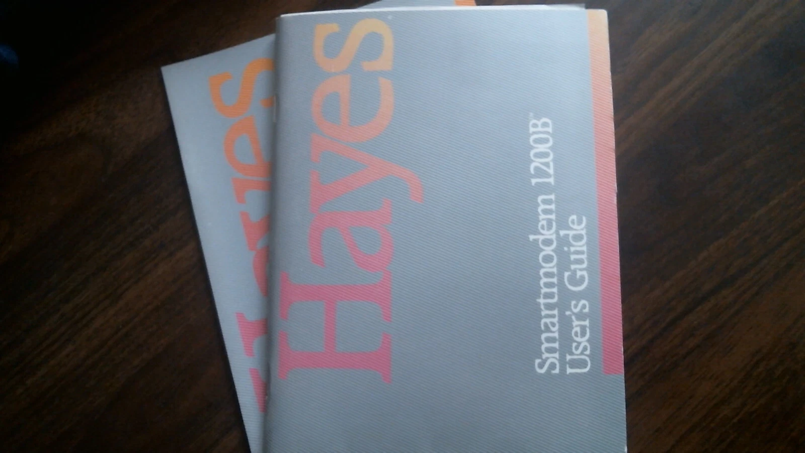User's Manual - Hayes MicroComputer Products - Smartmodem 1200B 1985