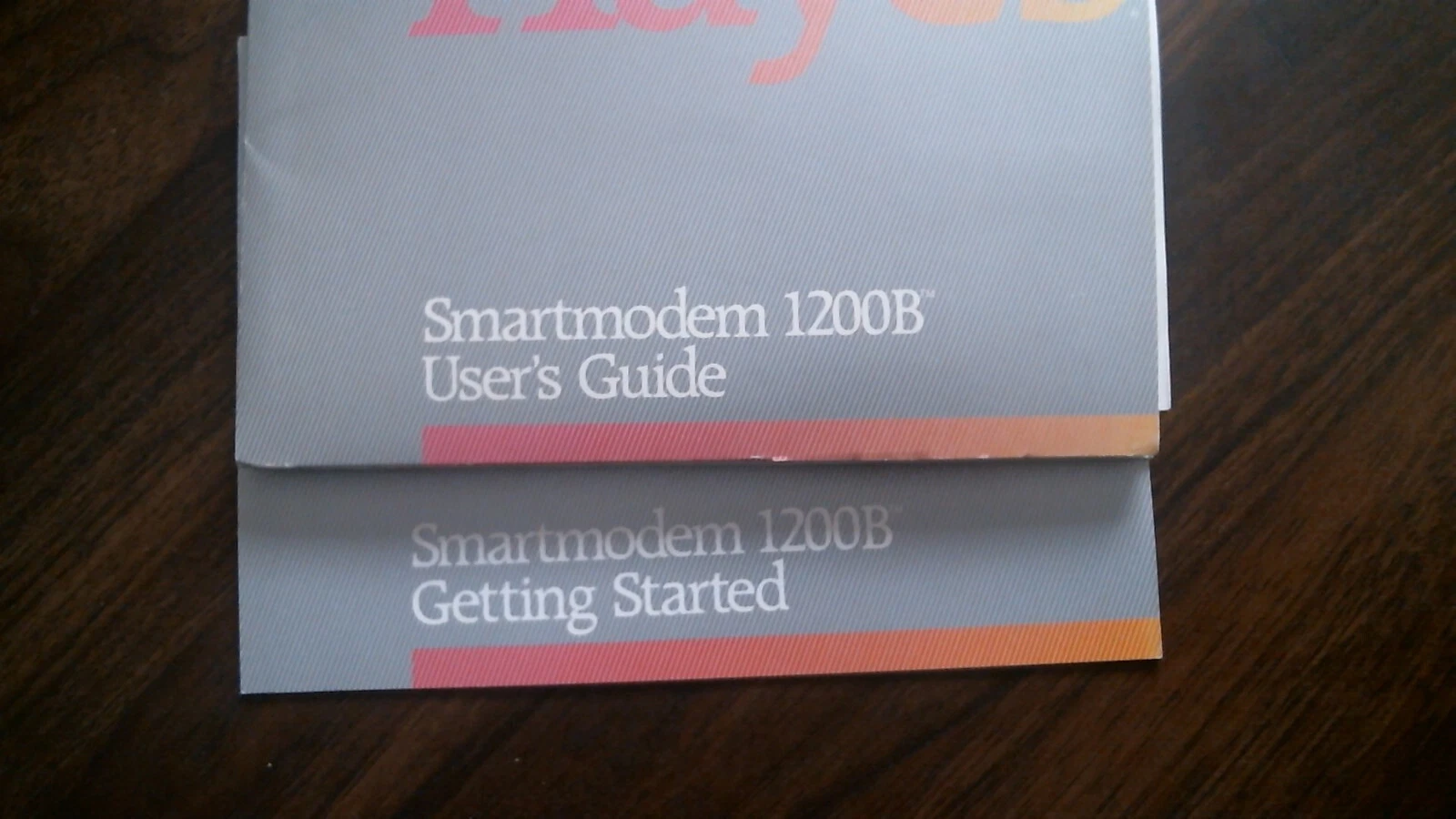User's Manual - Hayes MicroComputer Products - Smartmodem 1200B 1985 - image 2
