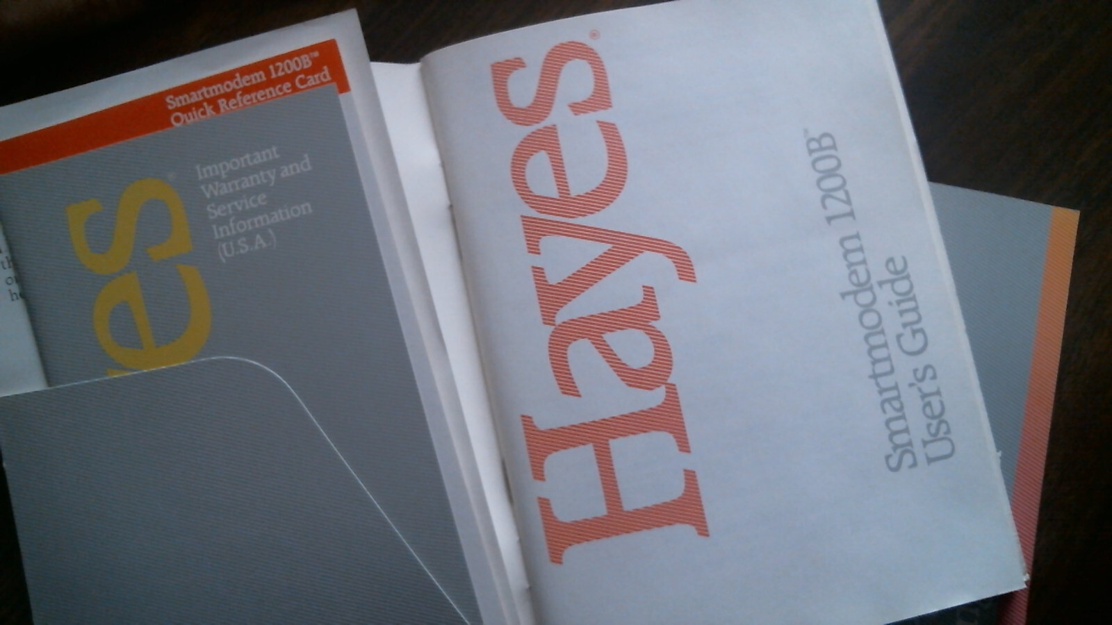 User's Manual - Hayes MicroComputer Products - Smartmodem 1200B 1985 - image 3