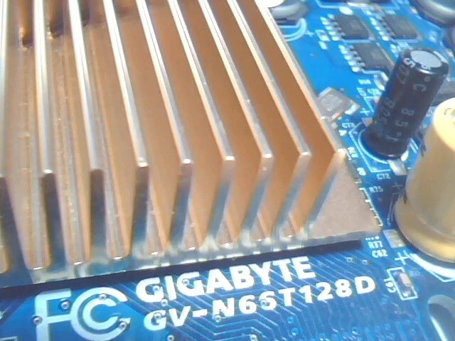 Gigabyte Nvidia GeForce 6600 GT GV-N66T128D 128MB GDDR3 AGP Graphics Card - image 4