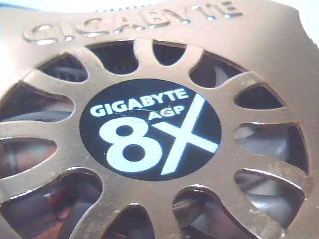 Gigabyte Nvidia GeForce 6600 GT GV-N66T128D 128MB GDDR3 AGP Graphics Card - image 8