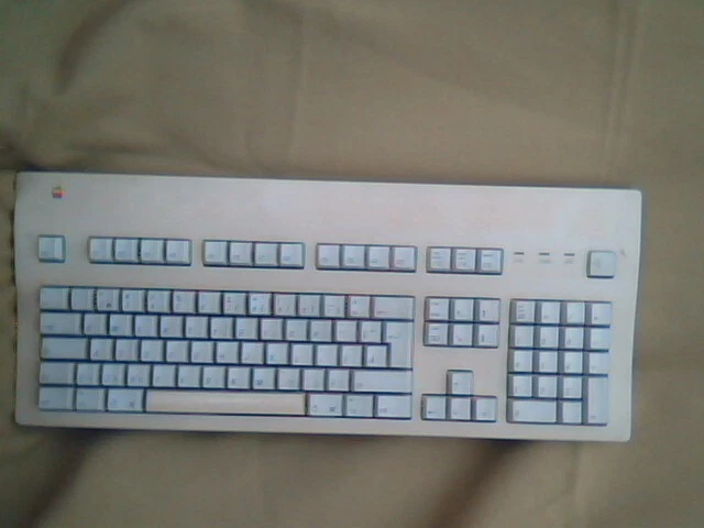 Apple Extended Keyboard II M3501 BCGM3501 825-2031-A FRENCH white ALPS Ireland
