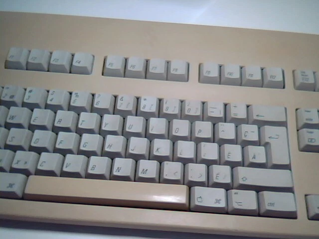 Apple Extended Keyboard II M3501 BCGM3501 825-2031-A FRENCH white ALPS Ireland - image 7