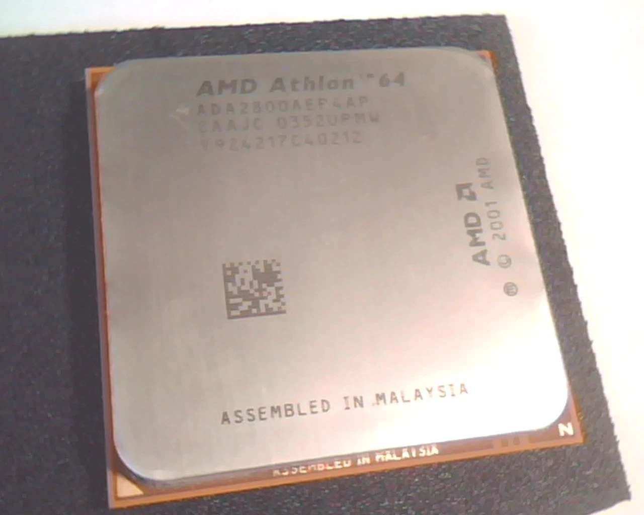 CPU computer chip AMD Athlon 64 ADA2800AEP4AP CAAJC