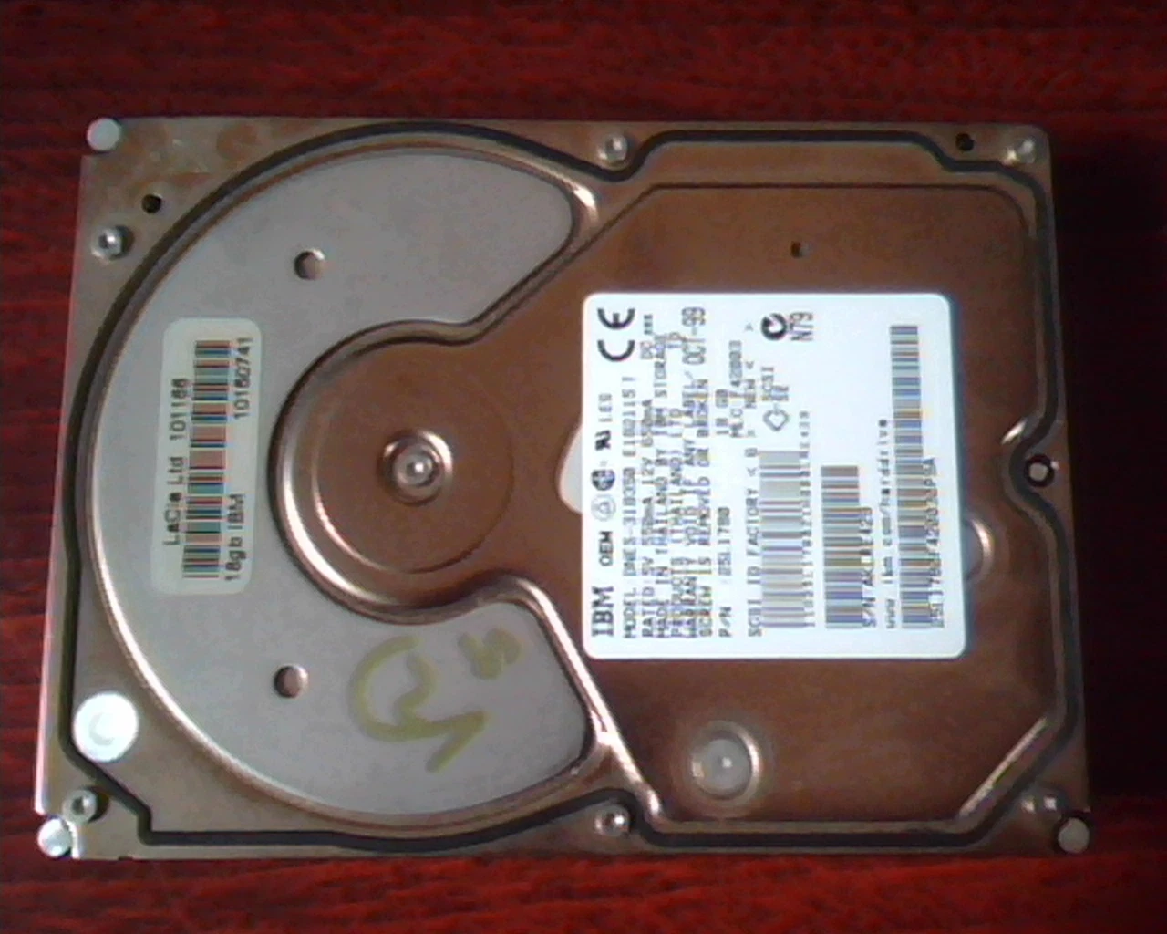 Hard Drive Disk SCSI 50-pin 18GB IBM DNES-318350 25L1780 18GB F42003 E182115 T