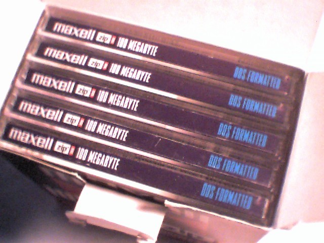 USED - 5-PACK ZIP 100MB Disks in Box for IBM DOS formatted computers Maxell - image 2