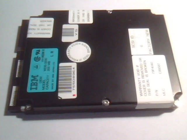 SCSI Hard Disk 50-pin IBM WDS-3200 79F4040 C99587 3.5