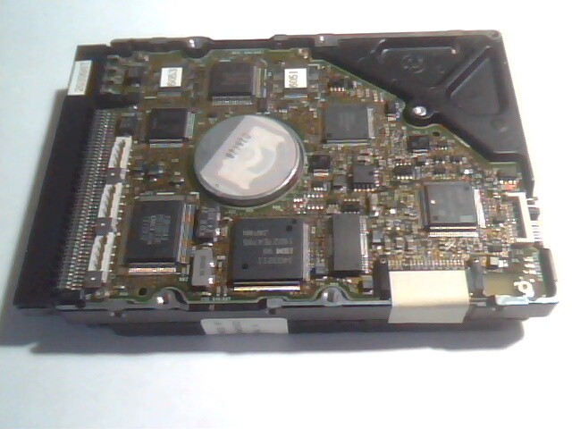 SCSI Hard Disk 50-pin IBM WDS-3200 79F4040 C99587 3.5 - image 5