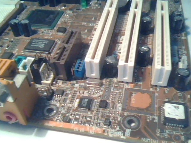 Motherboard Pentium Socket370 ASUS CUW-RM v1.01 i810 - image 3