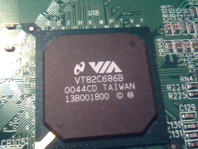 Motherboard Pentium Socket370 EPOX EP-3VCA2+ r1.2 VIA - image 9