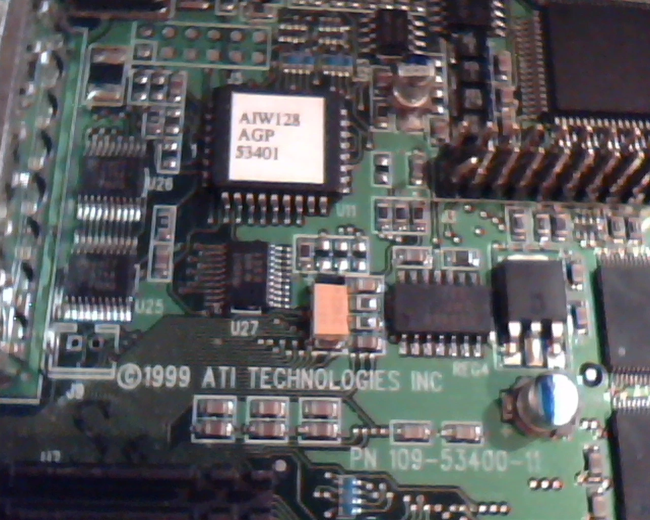 ATI AIW Rage 128 AGP Video Card 109-53400-11 Theater VGA N625 AGP Card - image 2