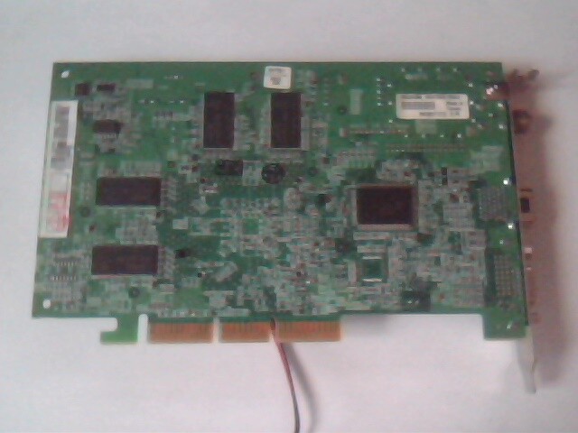 ASUS V9520 V9520HOME-THEATER/N/128M/A AGP Video Card - image 4