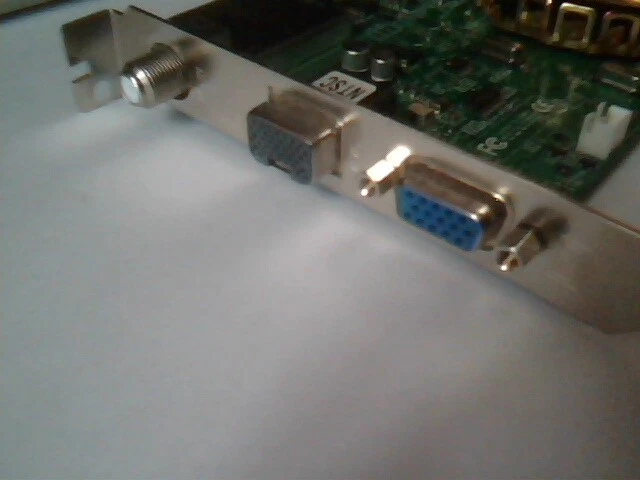 ASUS V9520 V9520HOME-THEATER/N/128M/A AGP Video Card - image 7