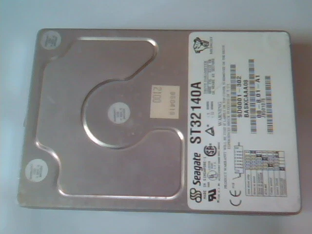 Hard Drive IDE Disk Seagate Medalist ST32140A 9D0001-302 08-8.01-A1