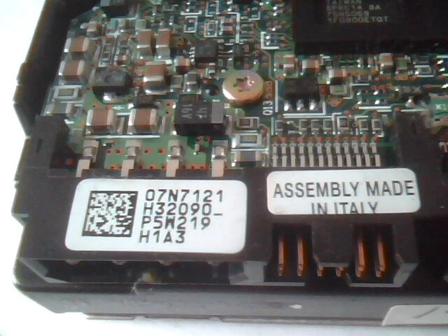 Hard Drive SCSI IBM Ultrastar IC35L009VWD210-0 07N6360 - image 5