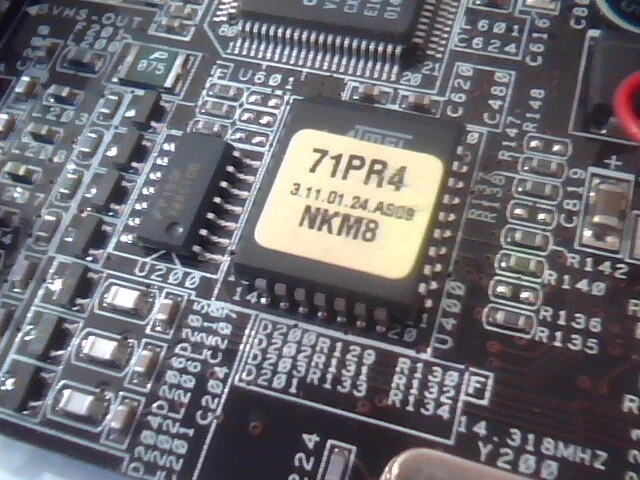 Video Card AGP ASUS V7100PRO 64M (T) /T/N/64M/SD/U NTSC S-Video Composite - image 3