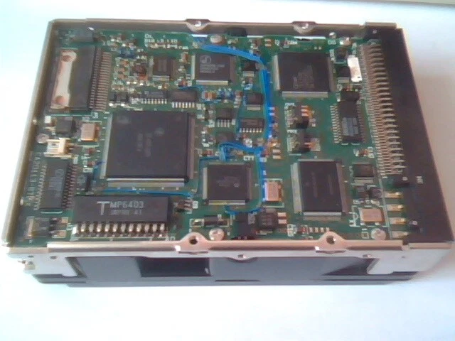 Hard Disk Drive SCSI Fujitsu M2909SAU CA01240-B403 M2909SAV 1995-03 Rev A - image 3