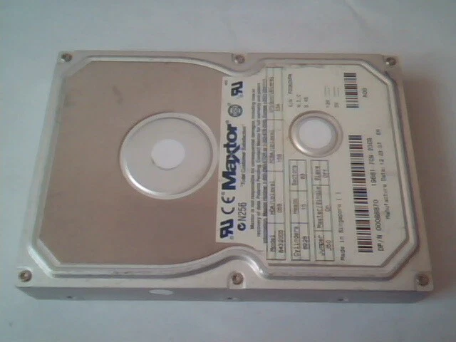 Hard Drive IDE Disk Maxtor 84320D5 05B 15B 53A 00088870