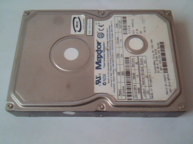 Hard Drive IDE Disk Maxtor 5T040H4 24A 04A TAH71DP0