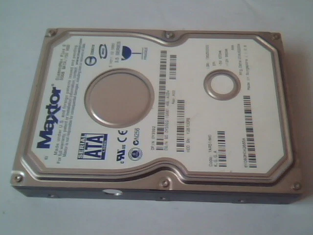 Hard Disk Drive SATA Maxtor YAR51HW0 0Y3392 DiamondMax Plus 9 80GB