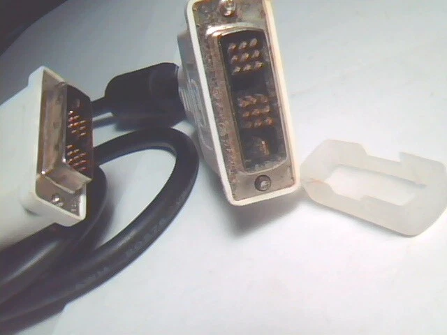 DVI Video Cable 6ft 18-pin M-M DVI-D-M to DVI-D-M - image 3