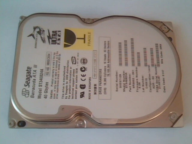 Hard Drive Disk IDE Seagate ST340824A 9R3002-001 ADR-02 Barracuda ATA 40GB