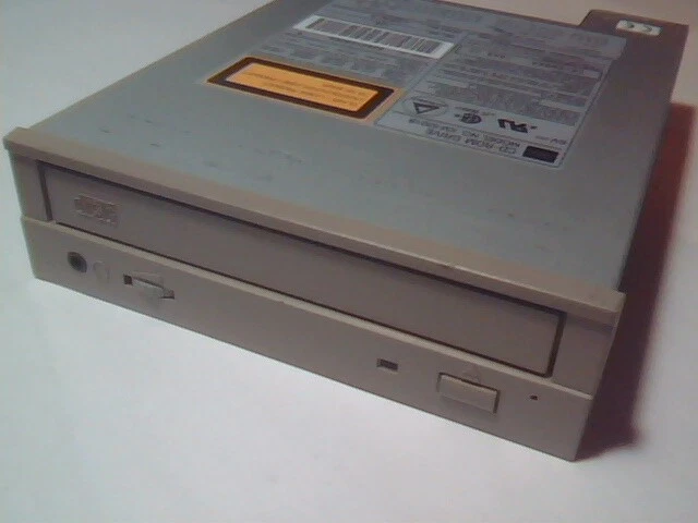 SCSI CDROM Toshiba XM-5301B Ver.100 LG50613 50-pin