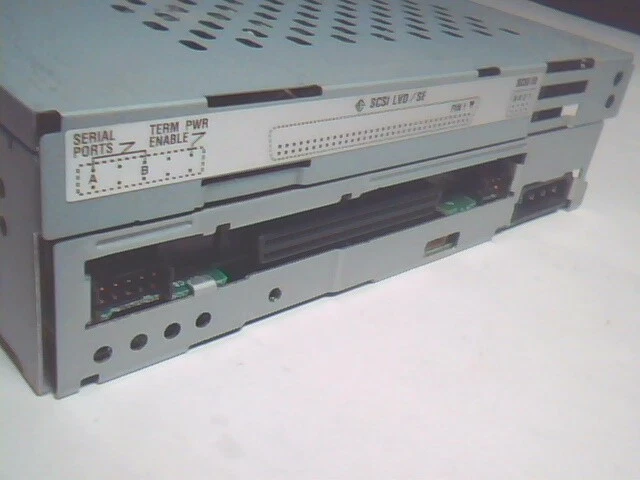 Exabyte VXA-2 112.00502 SCSI Tape Drive 8mm 80/160 GB 5.25" Internal LVD - image 5