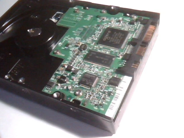 Hard Disk Drive SATA Maxtor DiamondMax 10 6L080M0 SATA150 391333-004 156301488 - image 5