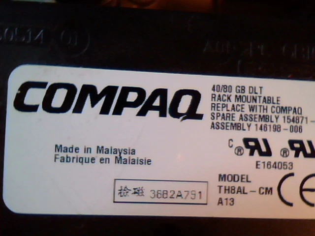 DLT Tape Drive Compaq 40/80 GB A1-60420-06 A02 TH8AL-CM A13 Standalone