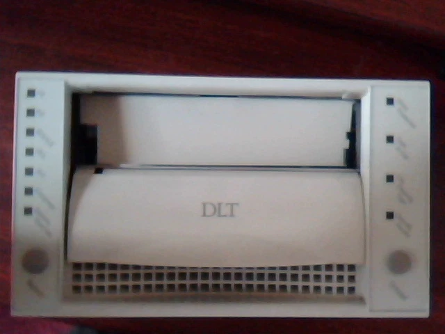DLT Tape Drive Quantum TH6AE-HS A07 3703330-02 70-60370-10 A01 SCSI SE 7000 - image 5