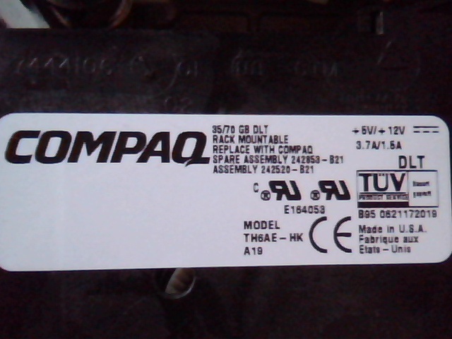 DLT Tape Drive Compaq 35/70 GB TH6AE-HK A19 70-60370-10 SCSI SE A01 E164053