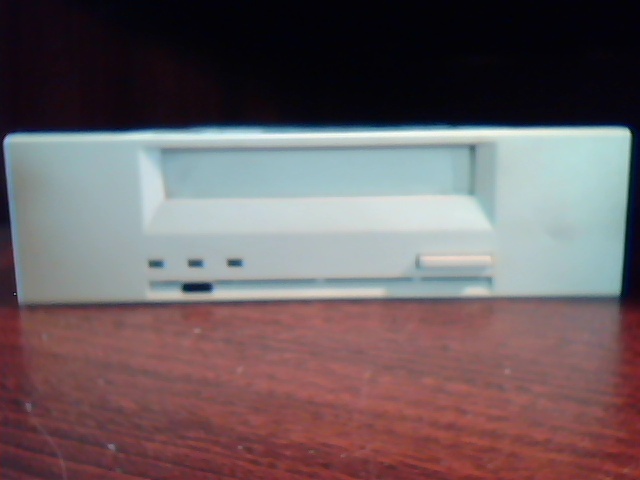 SCSI DAT Tape Drive Seagate Scorpion STD2401LW E-H026-00-4395 TC4200-061 E139940