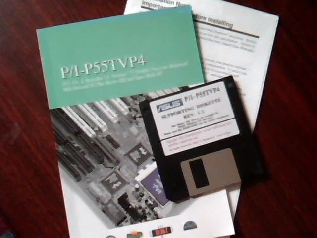Guide User's Manual WITH FLOPPY P/I-P55TVP4 Motherboard AS9608P