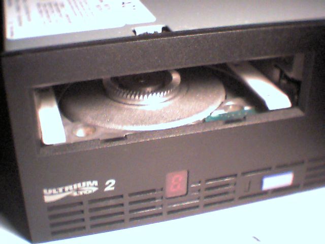 IBM LTO Ultrium2 Fiber Tape Drive 08L9338 Ultrium Fibre LTO-2 Internal - image 3
