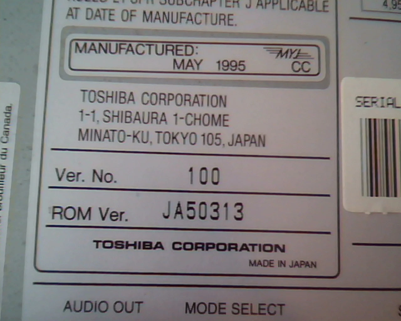 Toshiba CD-ROM Drive XM-3601B 100 JA50313 May 1995 CJ6COD94-013 - image 2